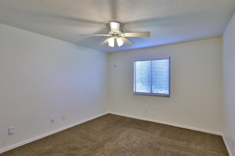 Duplex à vendre à New Smyrna Beach, Floride: 2 chambres, 75.81 m2 № 890937 - photo 7