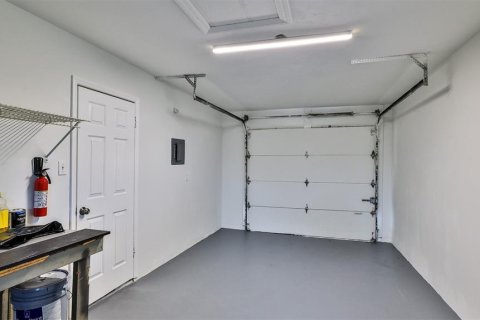 Dúplex en venta en New Smyrna Beach, Florida, 2 dormitorios, 75.81 m2 № 890937 - foto 15