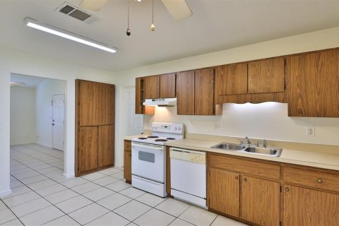 Duplex à vendre à New Smyrna Beach, Floride: 2 chambres, 75.81 m2 № 890937 - photo 6