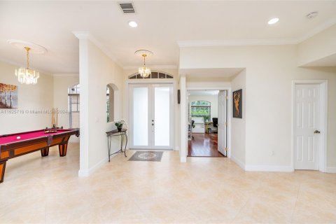 Casa en venta en Southwest Ranches, Florida, 7 dormitorios, 534.93 m2 № 1272385 - foto 16