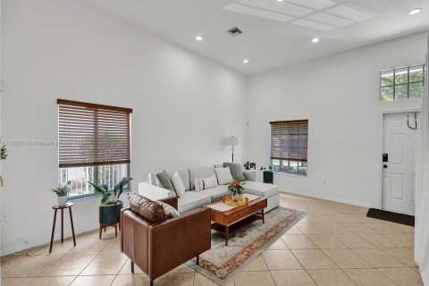 Casa en venta en Miramar, Florida, 3 dormitorios, 171.03 m2 № 1272300 - foto 5