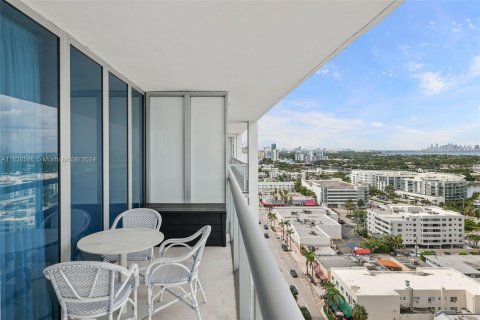 Condominio en venta en Miami Beach, Florida, 1 dormitorio, 74.32 m2 № 1310667 - foto 13