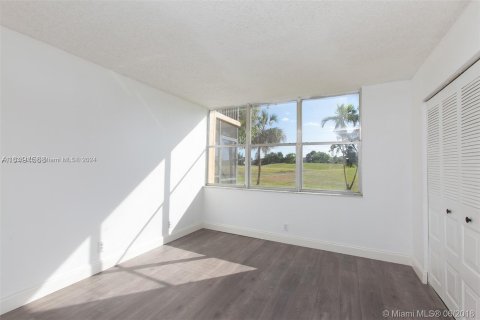 Copropriété à vendre à Lauderhill, Floride: 2 chambres, 98.48 m2 № 1310618 - photo 10