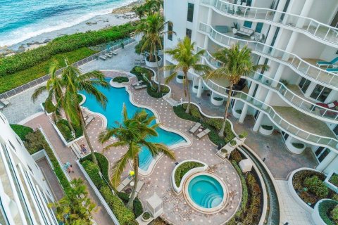 Condominio en venta en Riviera Beach, Florida, 2 dormitorios, 226.59 m2 № 952122 - foto 7