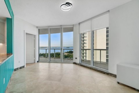 Condominio en venta en Riviera Beach, Florida, 2 dormitorios, 226.59 m2 № 952122 - foto 22