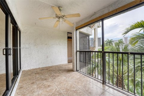 Condo in Fort Lauderdale, Florida, 2 bedrooms  № 1231935 - photo 12