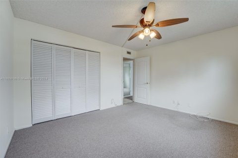 Condo in Fort Lauderdale, Florida, 2 bedrooms  № 1231935 - photo 29