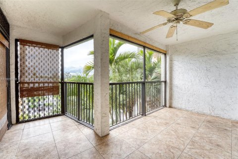 Condo in Fort Lauderdale, Florida, 2 bedrooms  № 1231935 - photo 13