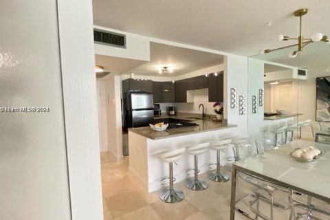 Copropriété à vendre à Hallandale Beach, Floride: 1 chambre, 68.38 m2 № 1310114 - photo 14