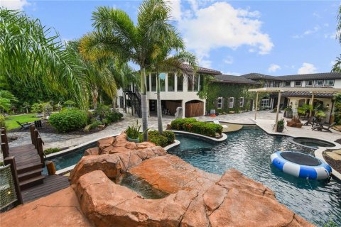 Villa ou maison à vendre à Orlando, Floride: 5 chambres, 644.56 m2 № 1393864 - photo 1