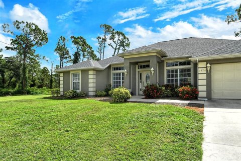 Villa ou maison à vendre à North Port, Floride: 4 chambres, 203.64 m2 № 1311984 - photo 5