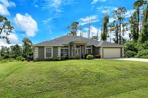 House in North Port, Florida 4 bedrooms, 203.64 sq.m. № 1311984 - photo 2