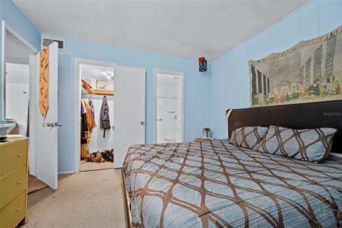 Condo in Orlando, Florida, 2 bedrooms  № 1317051 - photo 13