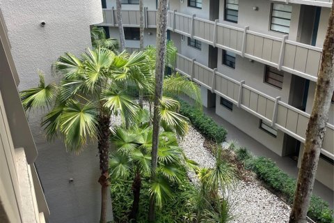 Condominio en venta en Pembroke Pines, Florida, 1 dormitorio, 63.17 m2 № 1177363 - foto 20