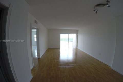 Copropriété à vendre à Sunny Isles Beach, Floride: 1 chambre, 65.5 m2 № 1119492 - photo 1