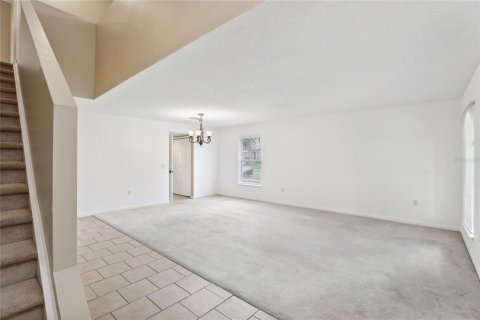 Villa ou maison à vendre à Davenport, Floride: 4 chambres, 280.01 m2 № 1262165 - photo 3