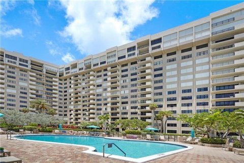 Condominio en venta en Lauderdale-by-the-Sea, Florida, 1 dormitorio, 100.33 m2 № 716492 - foto 6