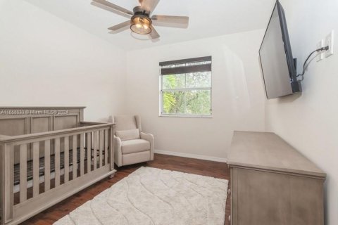 Adosado en venta en Miami, Florida, 3 dormitorios, 158.31 m2 № 1370487 - foto 10