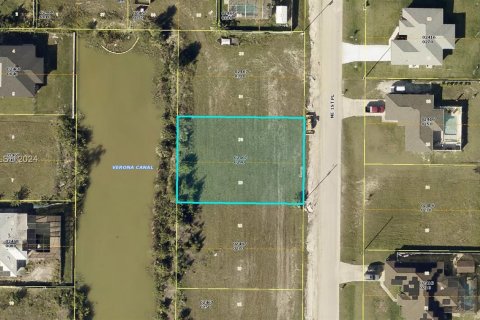 Terreno en venta en Cape Coral, Florida № 1370454 - foto 1