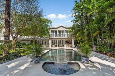 Villa ou maison à vendre à Palmetto Bay, Floride: 6 chambres, 443.79 m2 № 986647 - photo 12