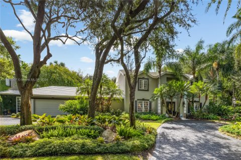 Villa ou maison à vendre à Palmetto Bay, Floride: 6 chambres, 443.79 m2 № 986647 - photo 11