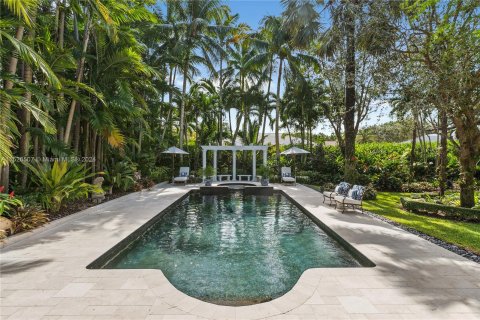Villa ou maison à vendre à Palmetto Bay, Floride: 6 chambres, 443.79 m2 № 986647 - photo 17