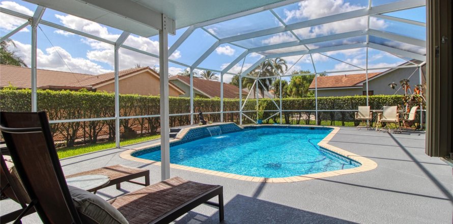 Villa ou maison à Coconut Creek, Floride 4 chambres, 231.23 m2 № 1210296