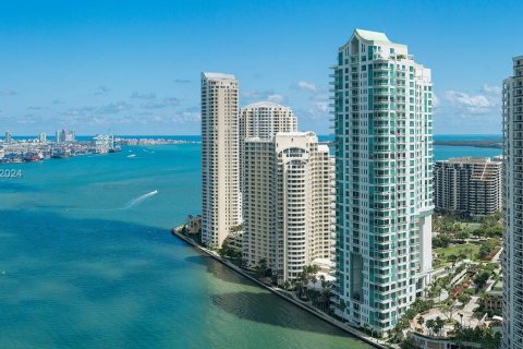 Condominio en venta en Miami, Florida, 3 dormitorios, 225.01 m2 № 1358745 - foto 1