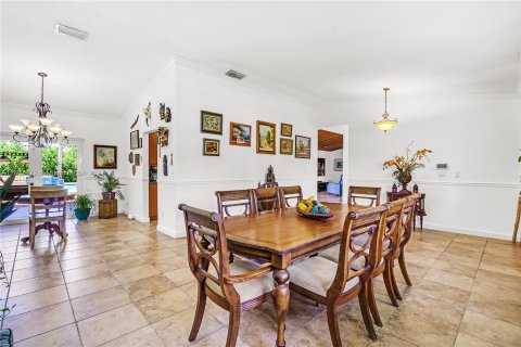 Casa en venta en Miami, Florida, 4 dormitorios, 218.6 m2 № 1358793 - foto 19