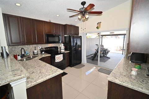 Casa en venta en Miami, Florida, 3 dormitorios, 109.62 m2 № 1358792 - foto 4