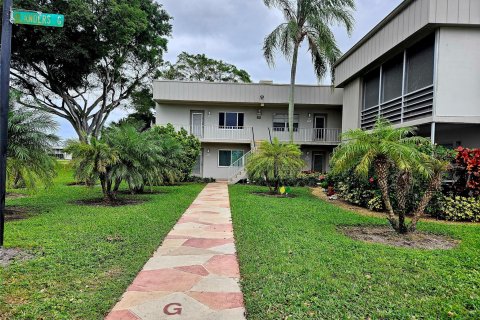 Condo in Delray Beach, Florida, 2 bedrooms  № 913638 - photo 8