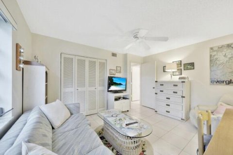 Copropriété à vendre à Boca Raton, Floride: 2 chambres, 112.97 m2 № 913678 - photo 22