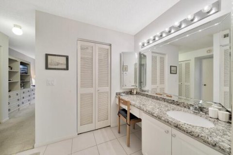 Copropriété à vendre à Boca Raton, Floride: 2 chambres, 112.97 m2 № 913678 - photo 26