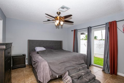 Casa en venta en Oakland Park, Florida, 3 dormitorios, 149.57 m2 № 913639 - foto 11