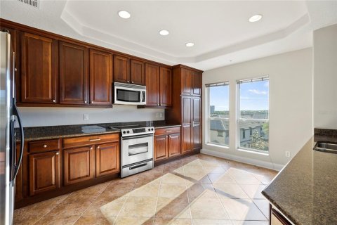 Condominio en venta en Orlando, Florida, 3 dormitorios, 193.7 m2 № 1111480 - foto 9