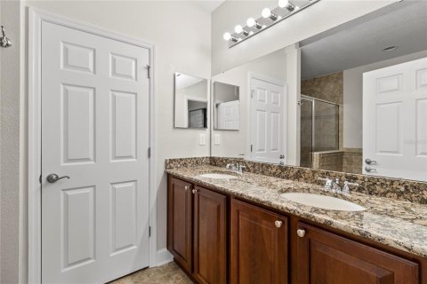 Condo in Orlando, Florida, 3 bedrooms  № 1111480 - photo 15