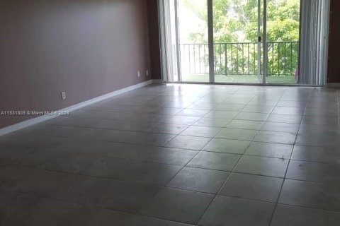 Condominio en venta en Sunrise, Florida, 2 dormitorios, 90.12 m2 № 1004547 - foto 6