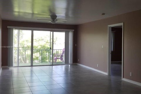 Condominio en venta en Sunrise, Florida, 2 dormitorios, 90.12 m2 № 1004547 - foto 12