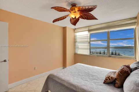 Condo in Aventura, Florida, 2 bedrooms  № 1421774 - photo 29