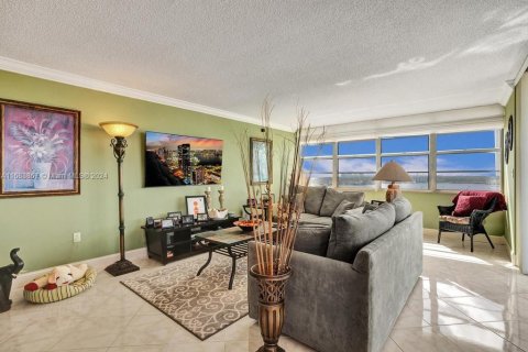 Condo in Aventura, Florida, 2 bedrooms  № 1421774 - photo 5