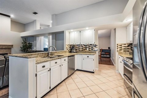 Casa en venta en Lutz, Florida, 4 dormitorios, 210.52 m2 № 1114788 - foto 22