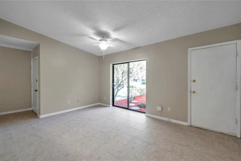 Villa ou maison à vendre à Tampa, Floride: 4 chambres, 132.11 m2 № 1289955 - photo 15