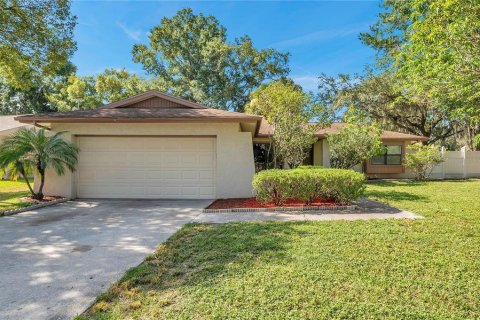 Casa en venta en Tampa, Florida, 4 dormitorios, 132.11 m2 № 1289955 - foto 7