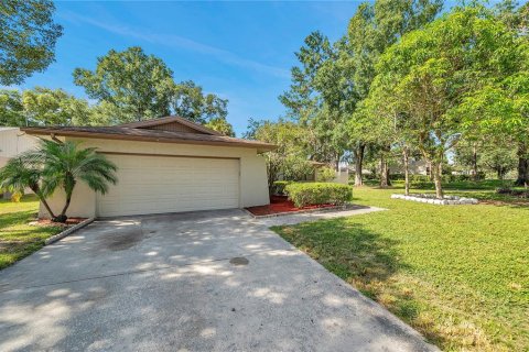 Casa en venta en Tampa, Florida, 4 dormitorios, 132.11 m2 № 1289955 - foto 5