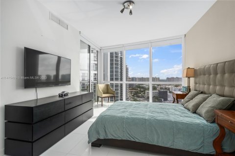 Copropriété à vendre à Sunny Isles Beach, Floride: 2 chambres, 109.9 m2 № 785520 - photo 12