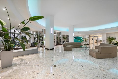 Condominio en venta en Miami Beach, Florida, 51.28 m2 № 1332732 - foto 22