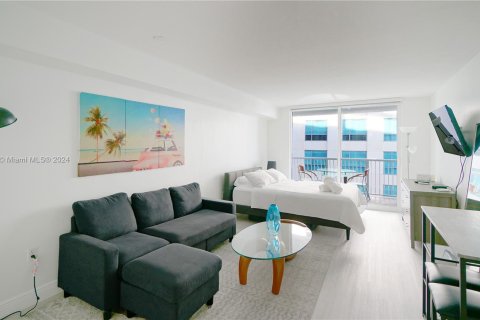 Condominio en venta en Miami, Florida, 39.48 m2 № 1177811 - foto 18