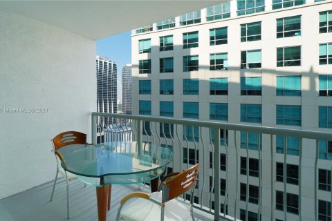 Condominio en venta en Miami, Florida, 39.48 m2 № 1177811 - foto 2