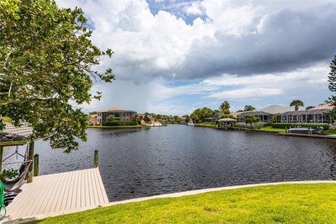 Villa ou maison à louer à Palm Coast, Floride: 3 chambres, 190.91 m2 № 1357600 - photo 6