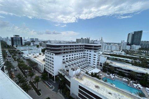 Condo in Miami Beach, Florida, 1 bedroom  № 1171807 - photo 14